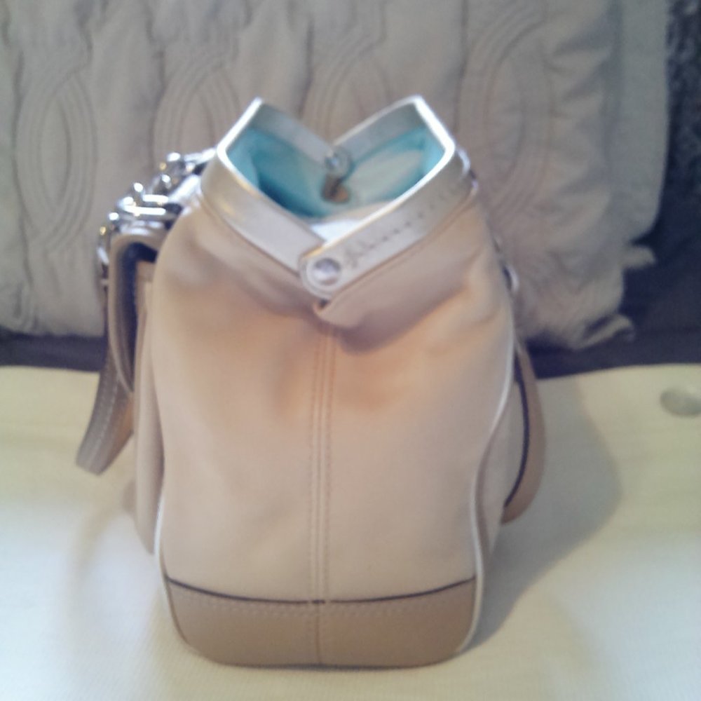 NWOT VTG COACH CLUTCH HANDBAG MAKE OFFER - Picture 11 of 12
